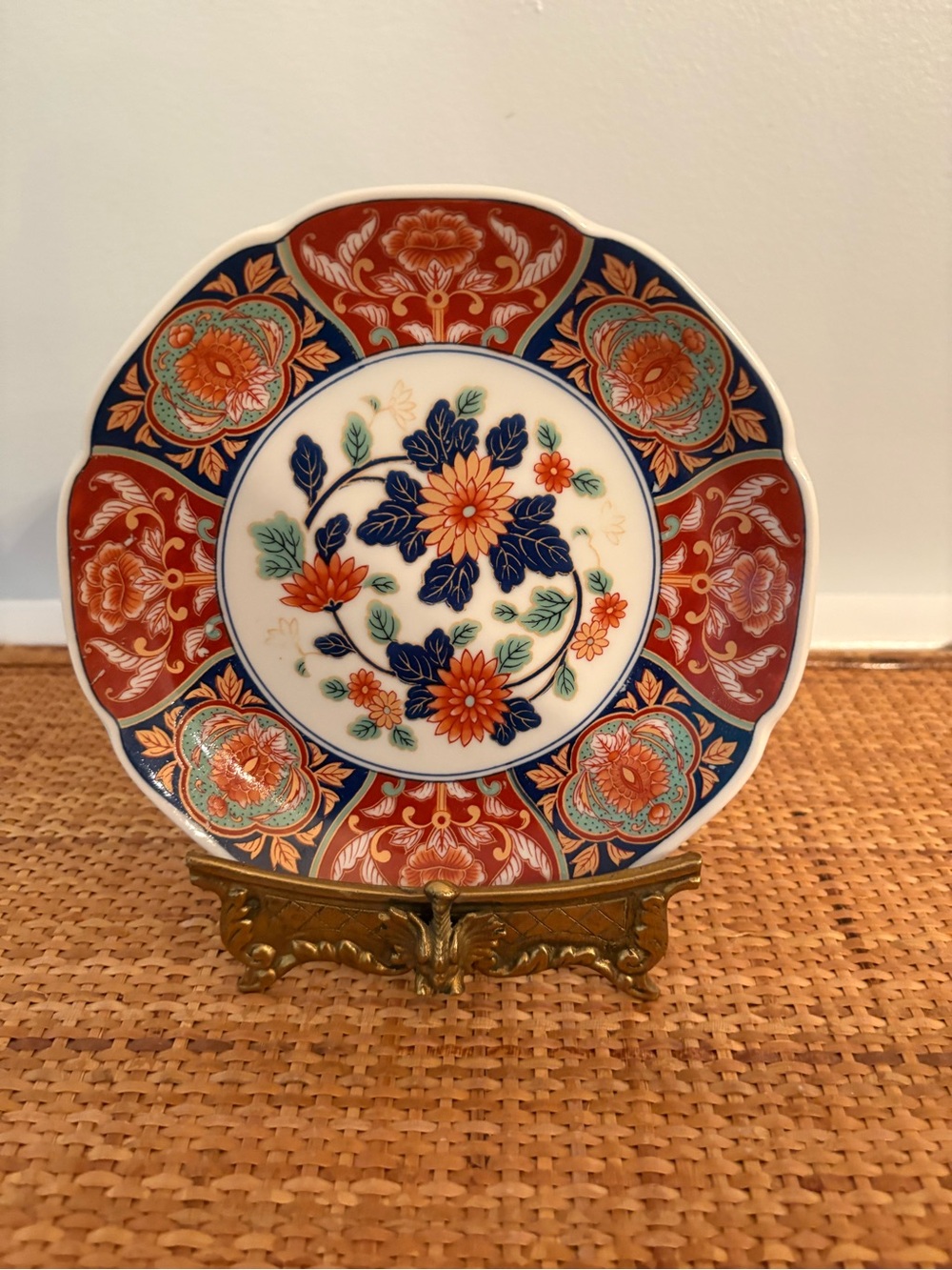 Vintage Kutani Imari Ware Scalloped Plate, Floral Motif, Chinoiserie Decor